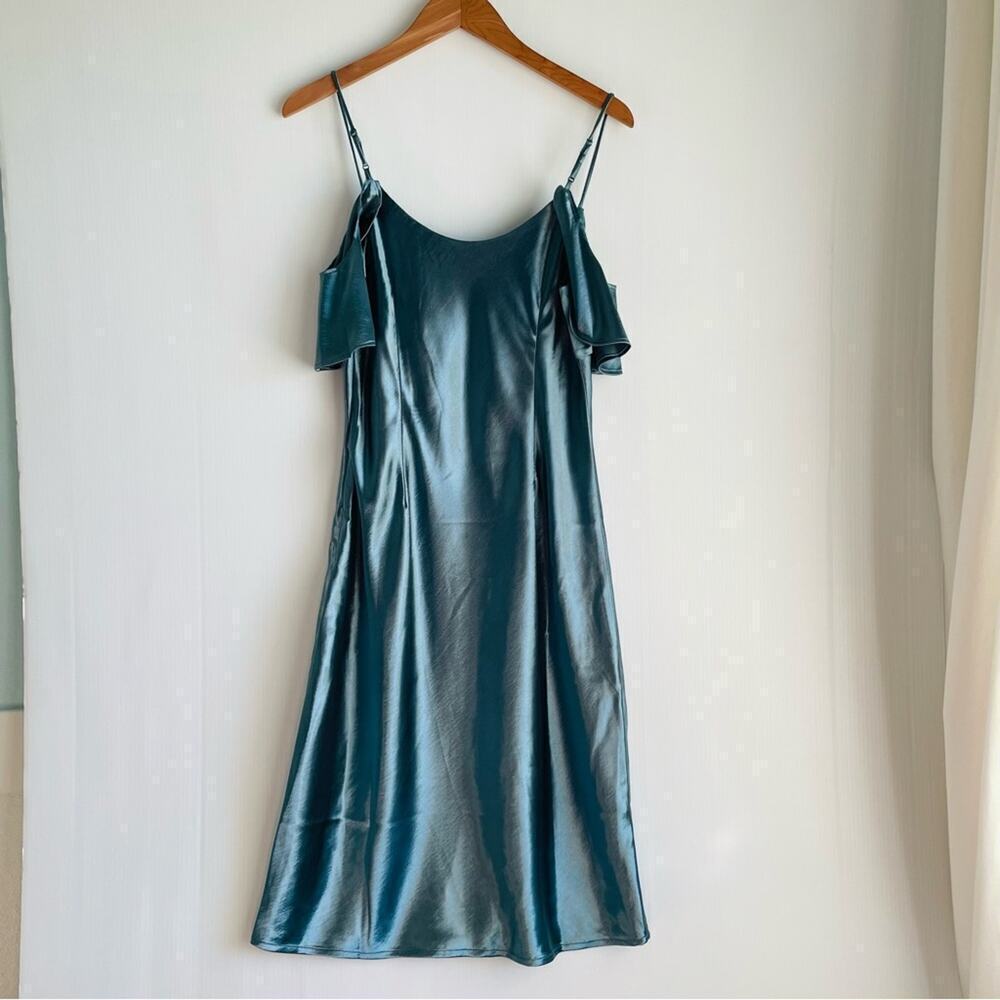 Revolve Privacy Please Wright off the shoulder size large color icy teal - Picture 7 of 8